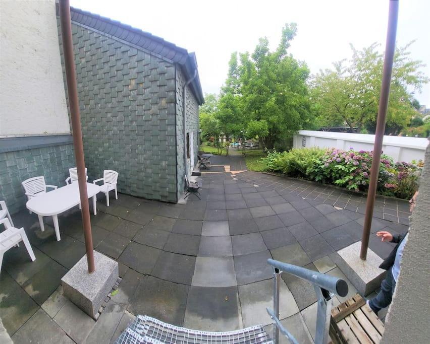 Appartement Moeblierte 3-zi Naehe Bwzk