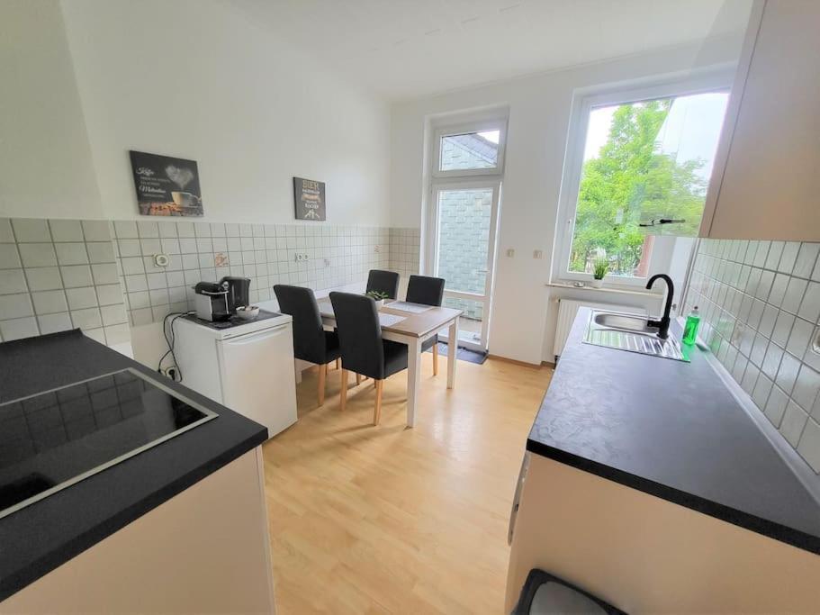 Appartement Moeblierte 3-zi Naehe Bwzk Koblenz (Rhineland-Palatinate)